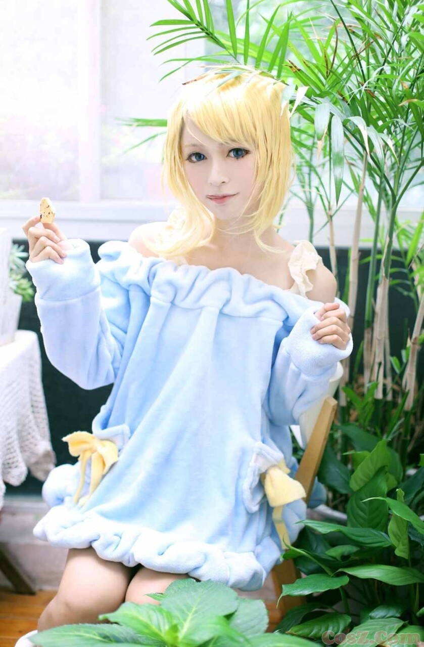 南小鸟可爱女仆给你送咖啡你喝么！